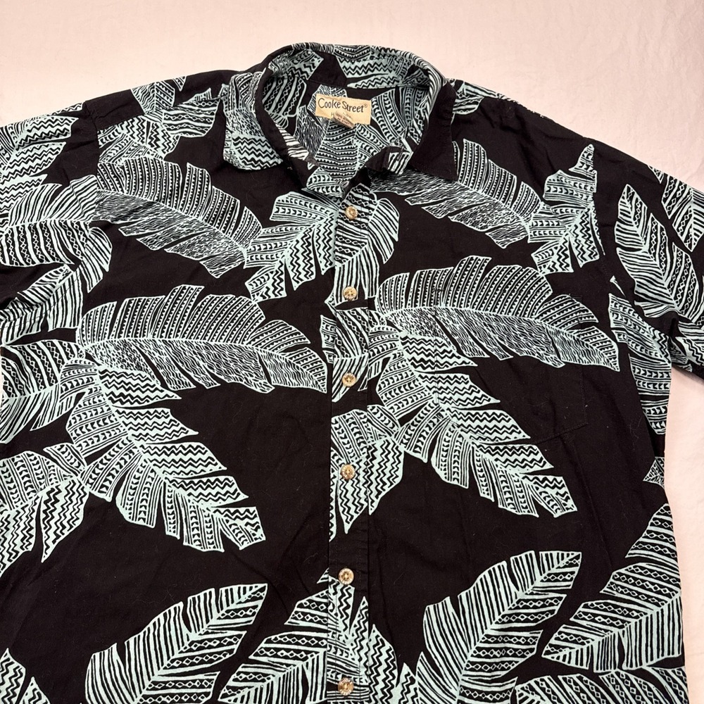 Cooke Street Hawaiian Shirt Mens LARGE BLACK Blue Tropical S/S Button Up FLORAL